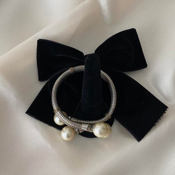 Vintage bracelet wrap around retro expandable silver (not tested) pearl cubic - Picture 7 of 8